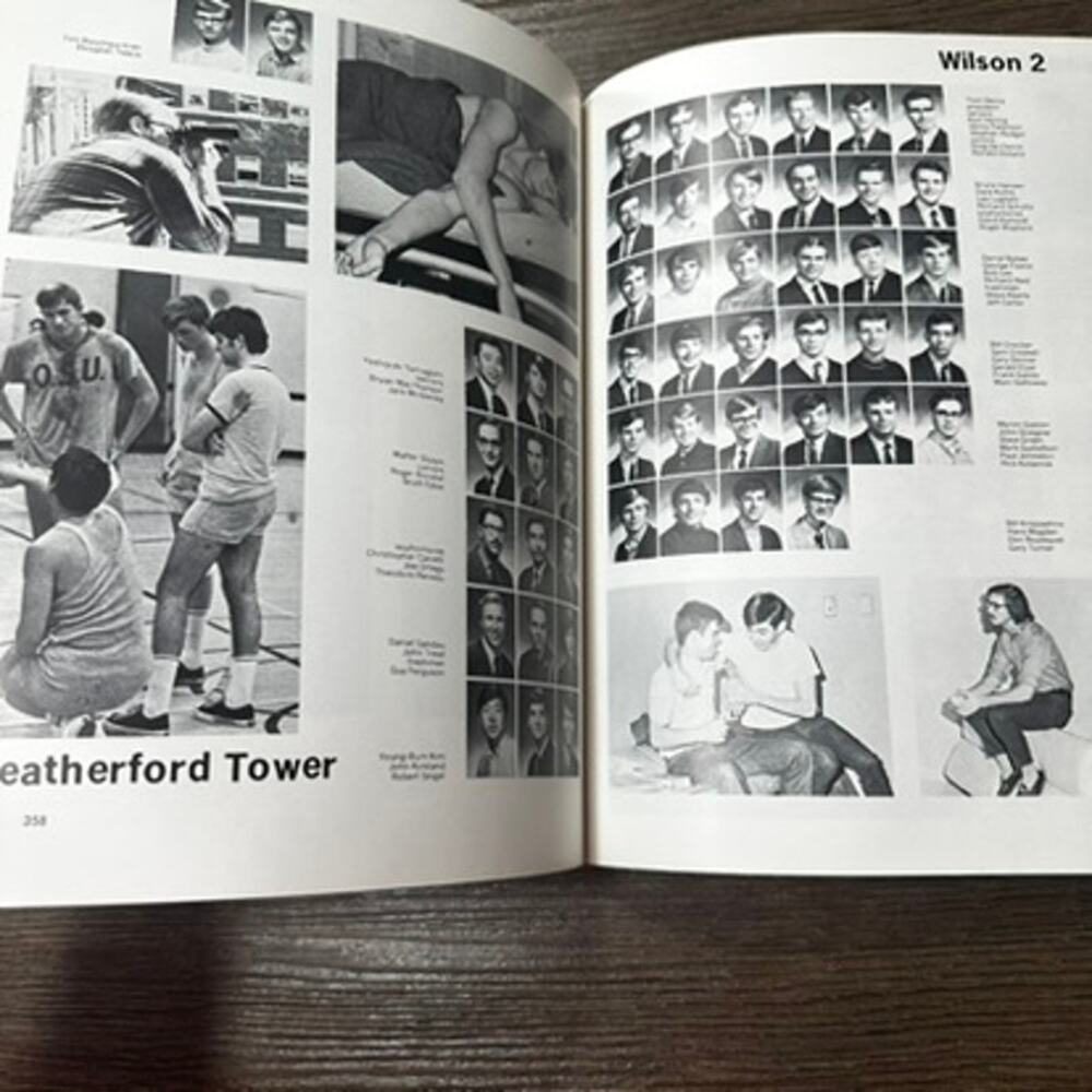 1970 OSU Oregon State University Yearbook "The Beaver" Corvallis Unmarked - Picture 12 of 16